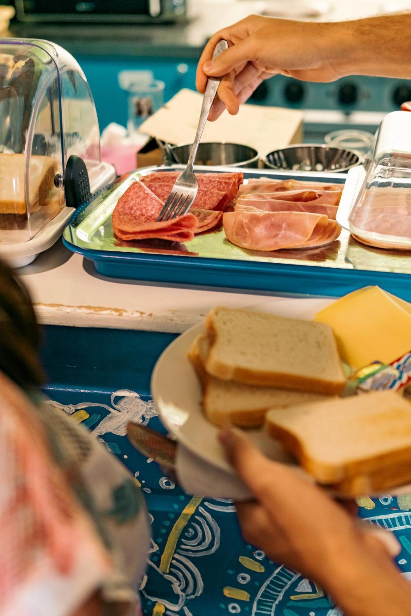 The Flying Pig Beach Hostel ノールトウェイク エクステリア 写真